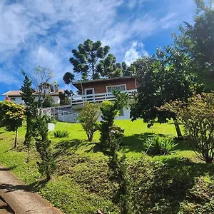 Casa Com Lareira,bela Paisagem E Deck Externo Com área De Churrasco. Campos do Jordão